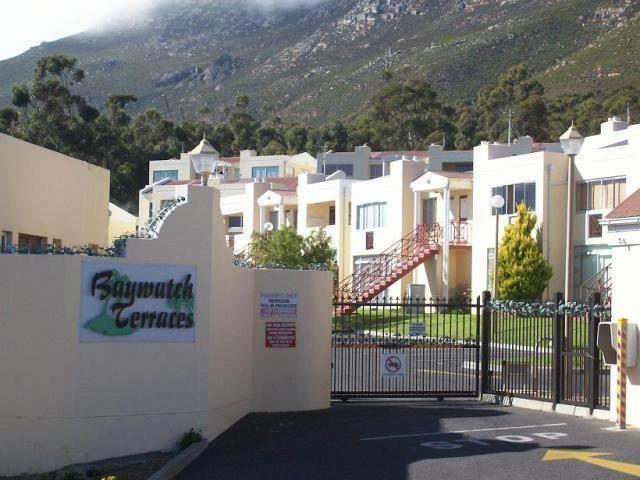 2 Bedroom Property for Sale in Gordons Bay Western Cape
